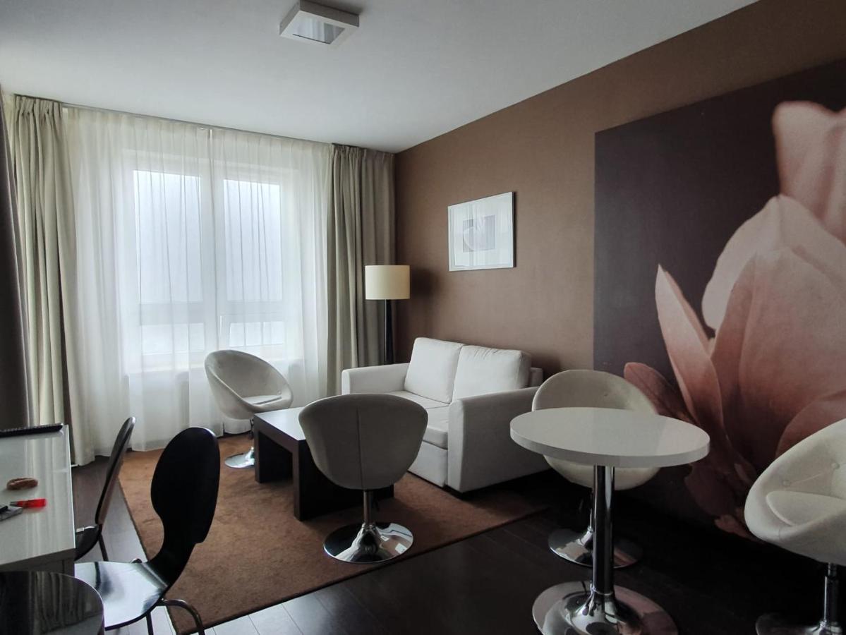 Apartament Prywatny Salon Z Aneksem Kuchennym I Sypialnia W Hotelu Diva 코워브제크 외부 사진
