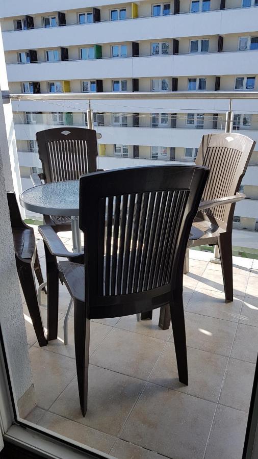 Apartament Prywatny Salon Z Aneksem Kuchennym I Sypialnia W Hotelu Diva 코워브제크 외부 사진