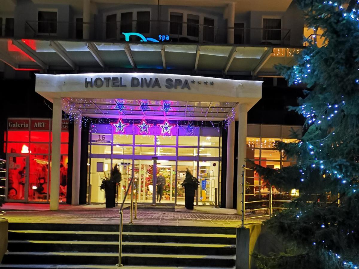 Apartament Prywatny Salon Z Aneksem Kuchennym I Sypialnia W Hotelu Diva 코워브제크 외부 사진