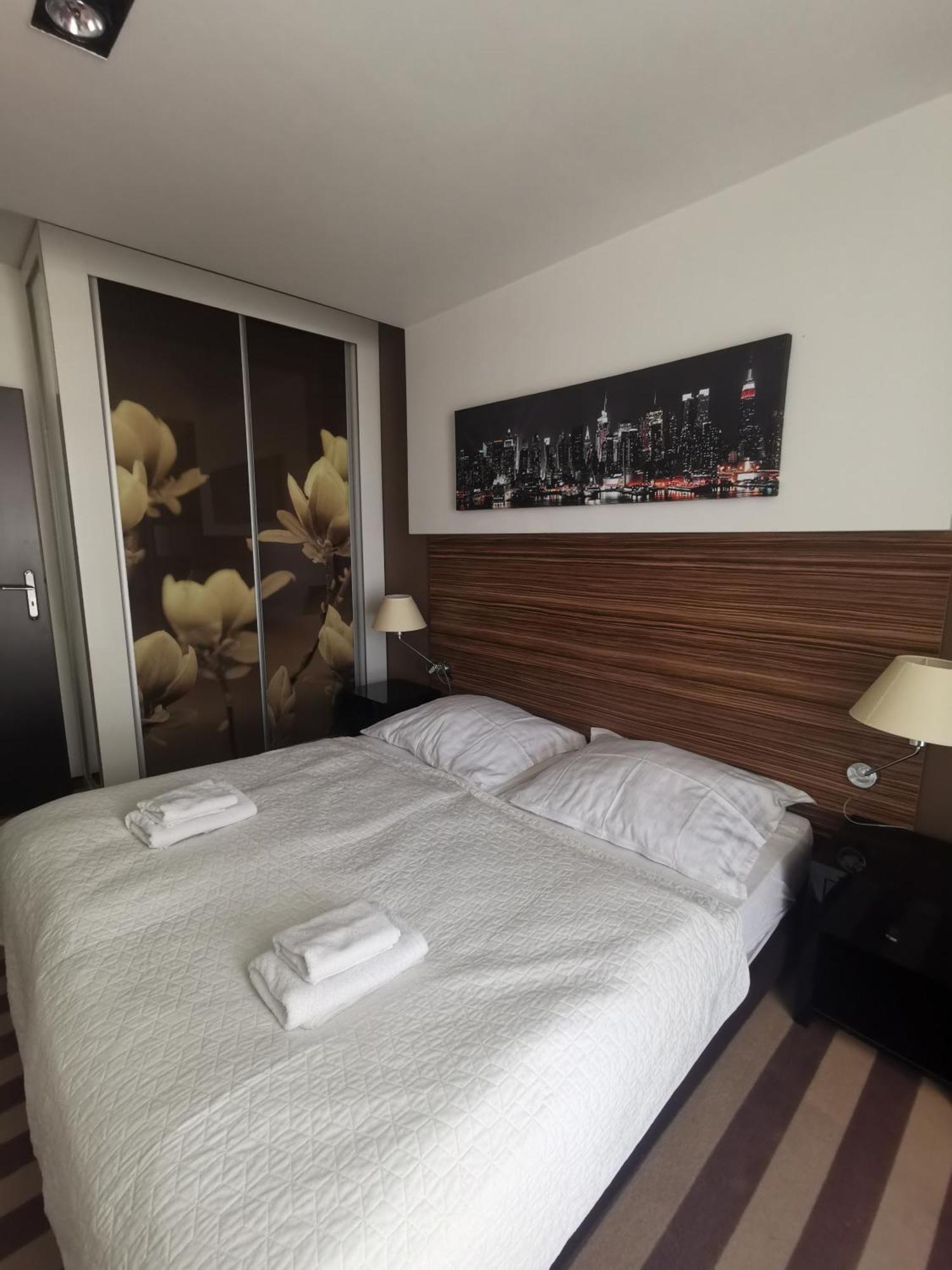 Apartament Prywatny Salon Z Aneksem Kuchennym I Sypialnia W Hotelu Diva 코워브제크 객실 사진